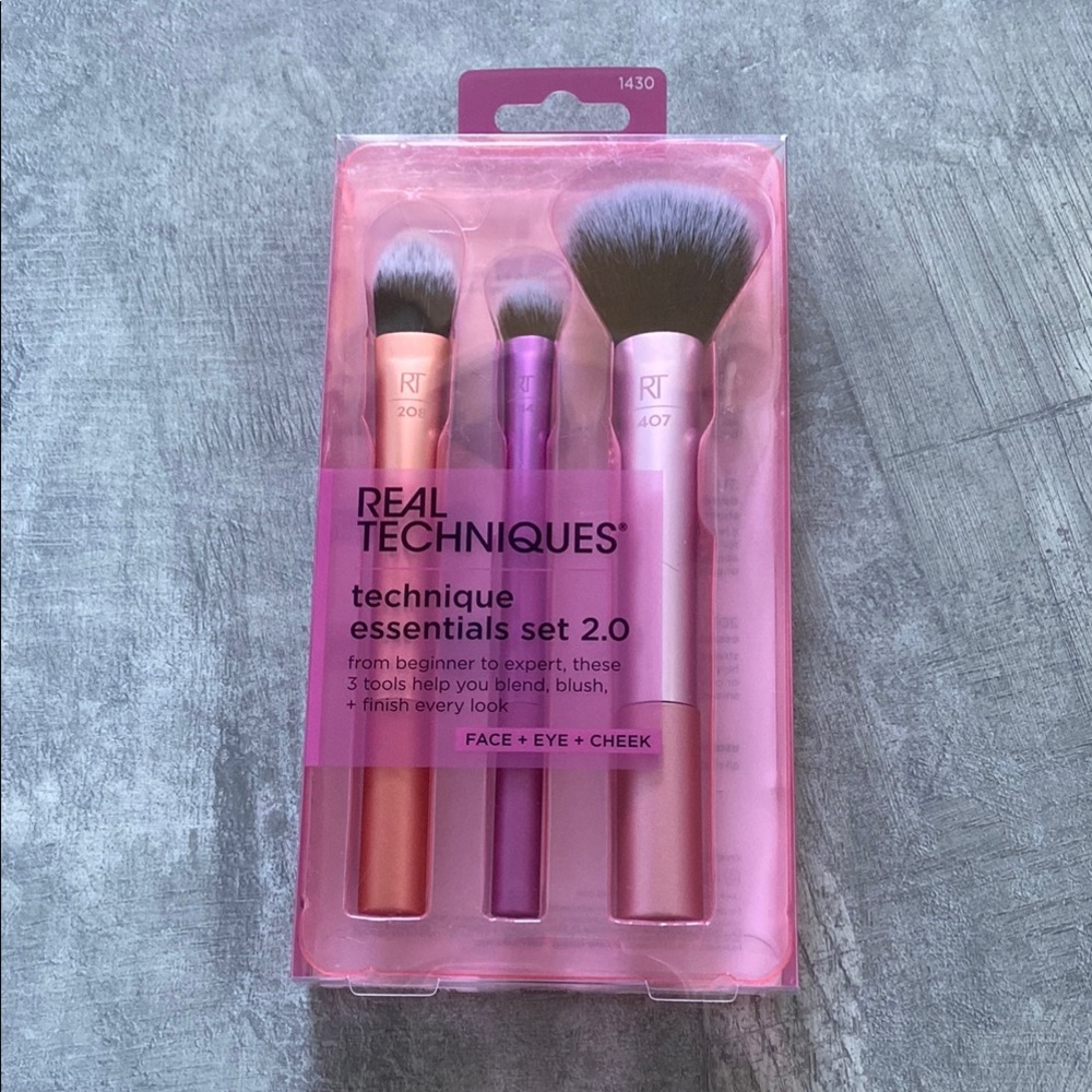 Real Techniques Technique Essentials Set 2.0 - Pink, Purple, Orange